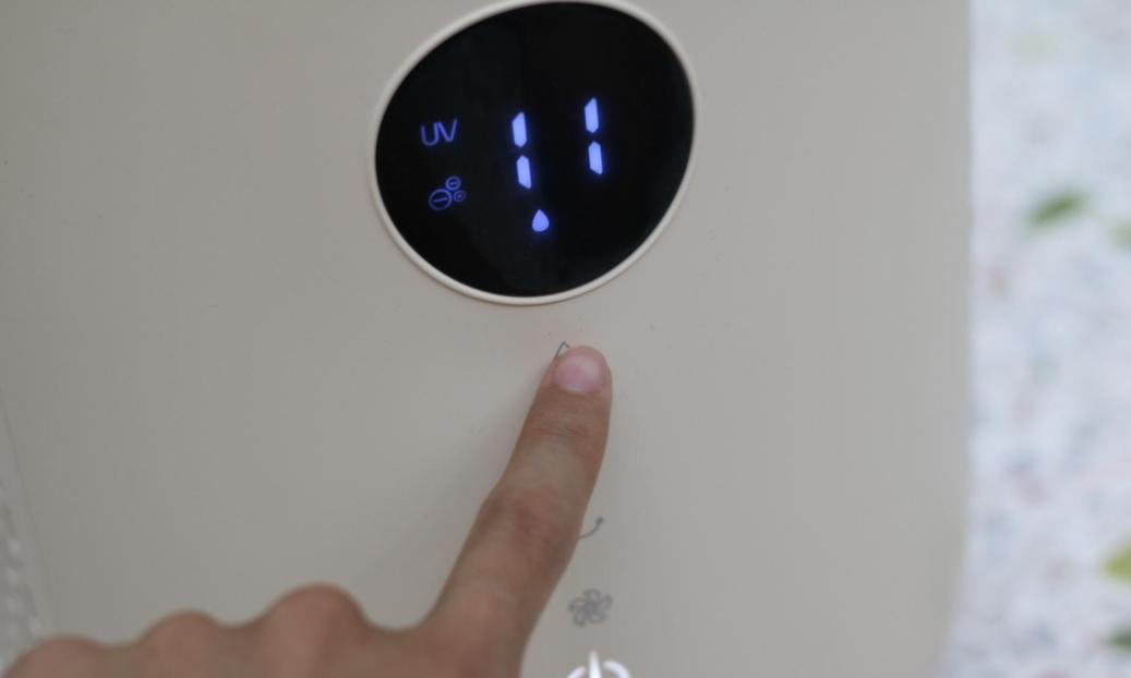 电扇触摸面板失灵了怎么办？教你三招让电扇恢复正常！