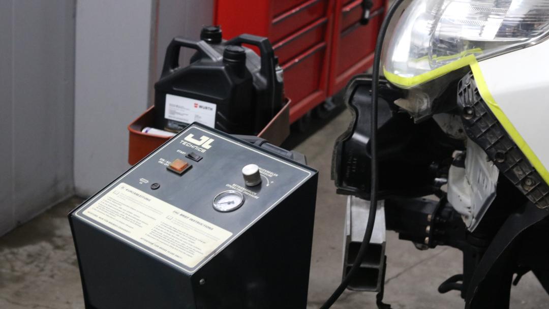 丰田霸道彻底大翻修视频,丰田霸道全车整备翻新费用