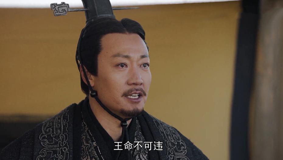 给2022年“进步最大的十位男演员”排个名：靳东第十，王骁第二