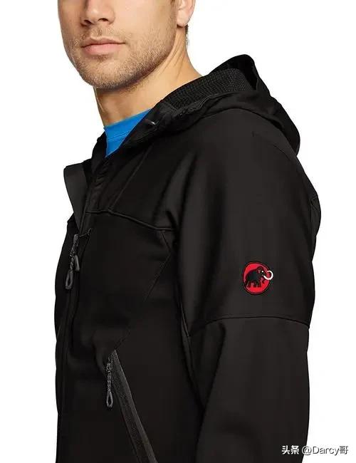 户外冲锋衣软壳软面透气防水防风,冲锋衣大牌软壳日常穿