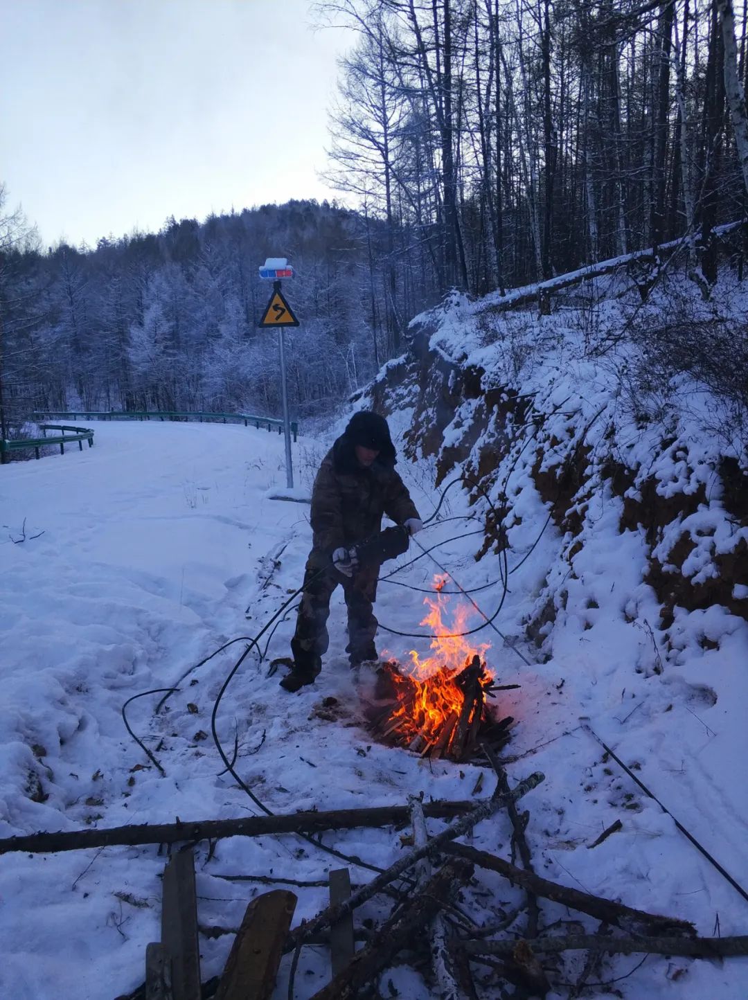 额尔古纳奇人之高擎青春火炬的柴瑞峰