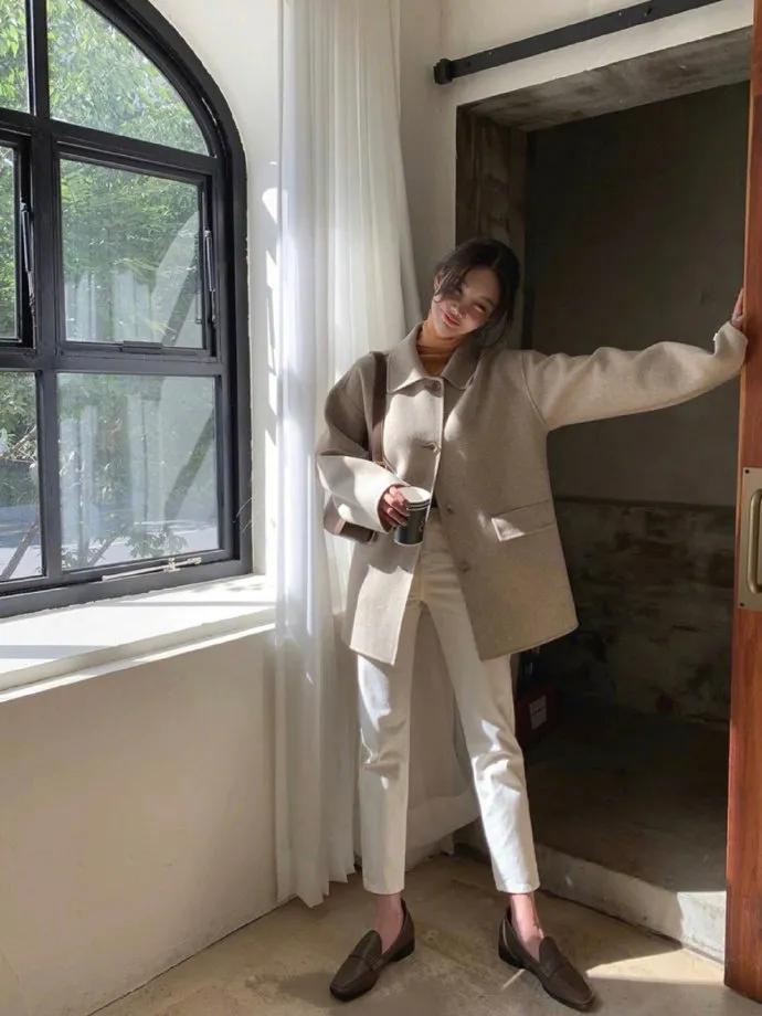 冬季40多岁应该穿怎样的鞋子,40岁女士冬天穿什么鞋子时尚