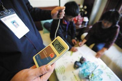 冬天地暖太干燥如何解决,地暖屋里太干燥加湿的方法