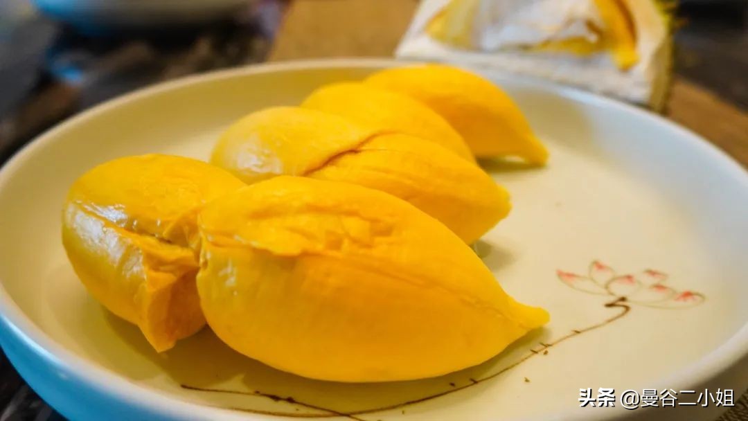 榴莲园带你看越南最美的榴莲,去泰国榴莲园里摘榴莲