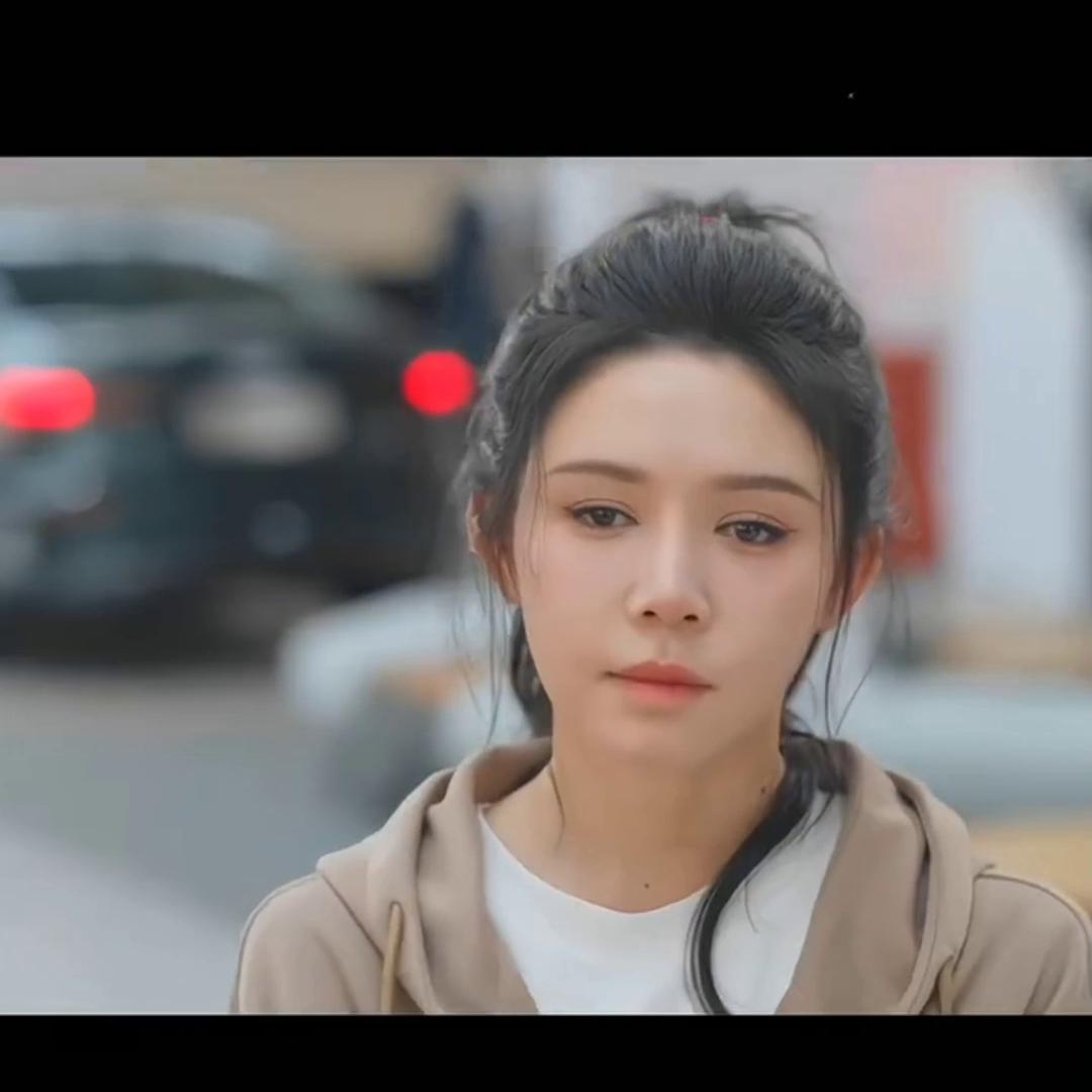 提车遇到前任做人不要太嚣张,提车时遇到前任别太嚣张