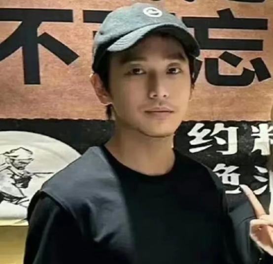 彭昱畅和李庚希同框,彭昱畅李庚希照片