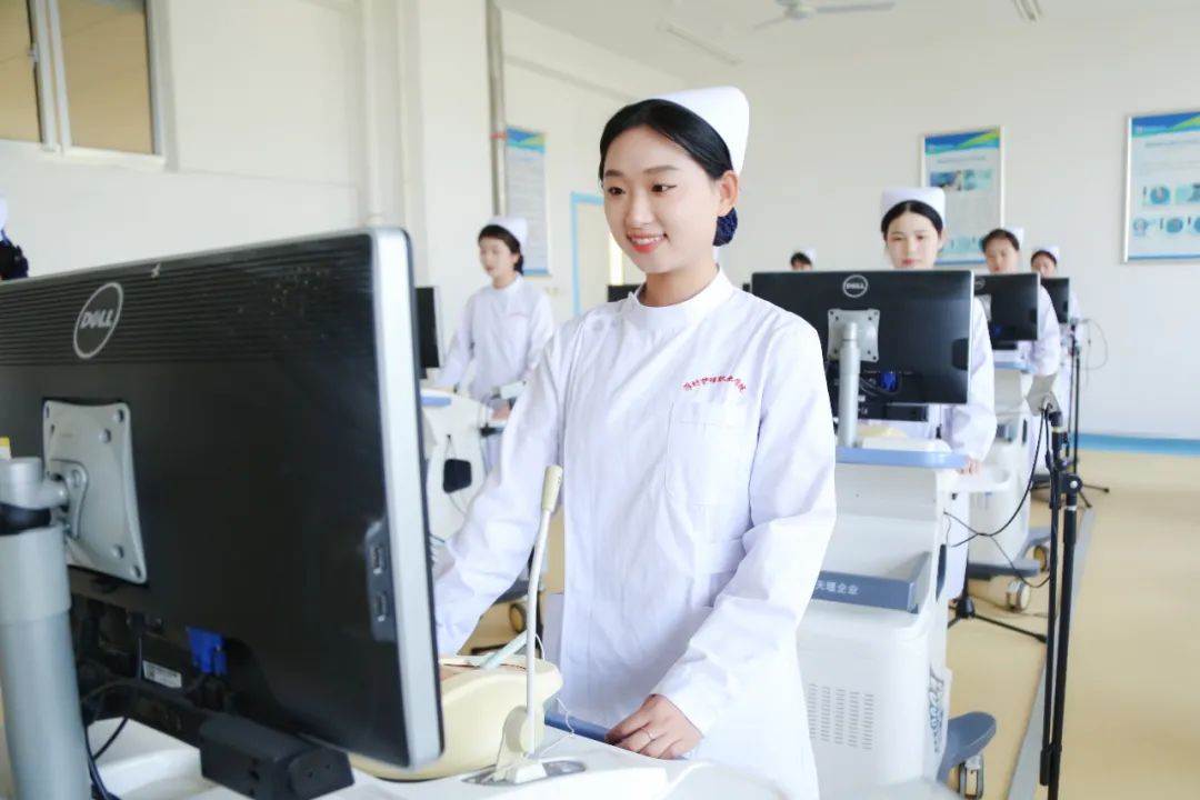 潍坊护理职业学院综评排名,潍坊护理职业学院康复治疗专业
