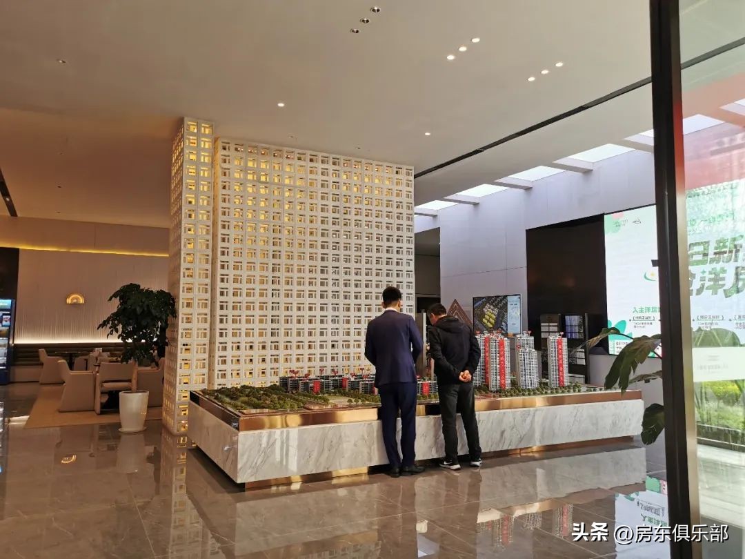 千万富豪抢疯！有楼盘开盘销10亿，3月第二周战报速递