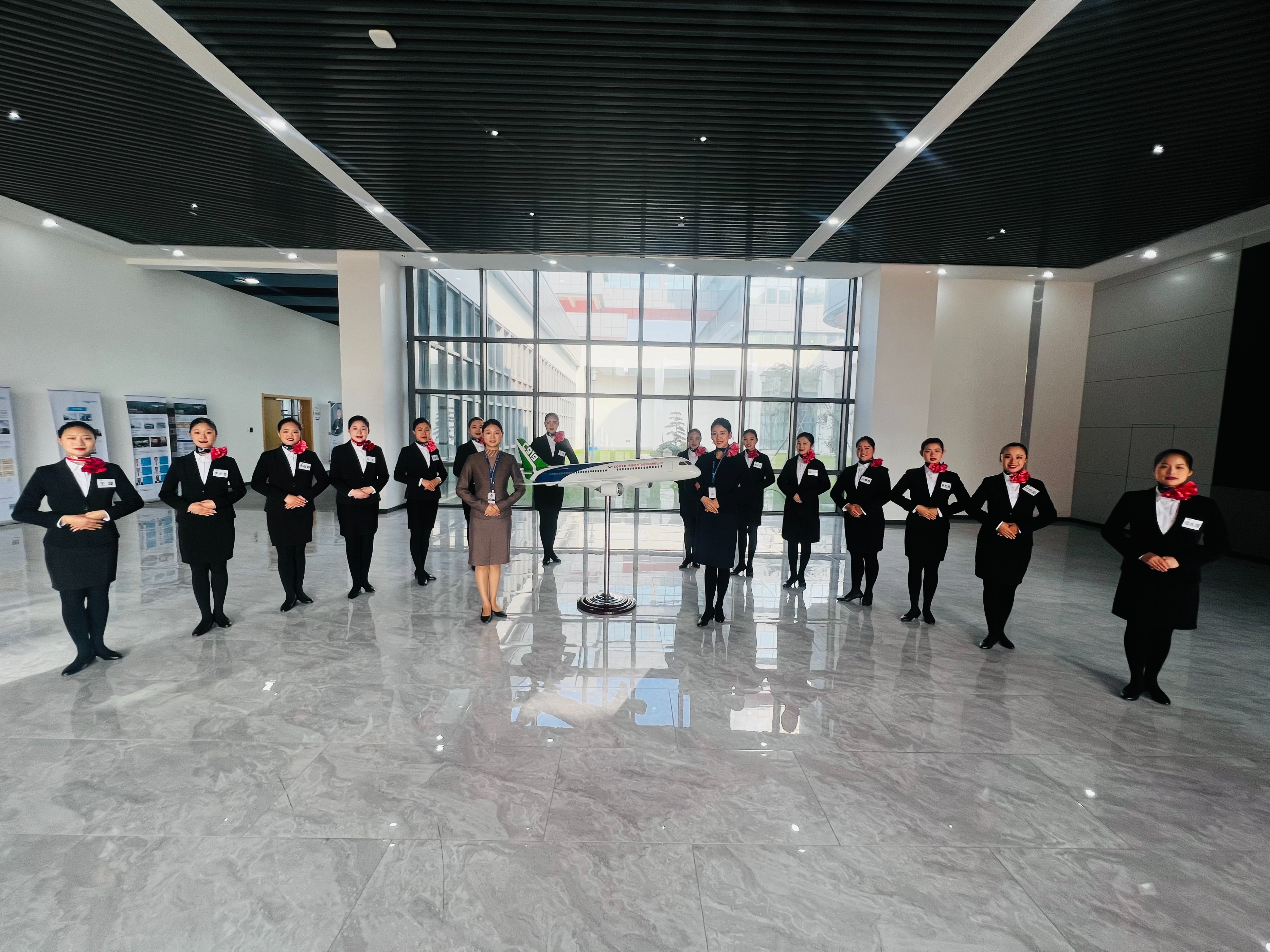 空乘专业的就业方向和前景,空乘专业就业方向和职业前景