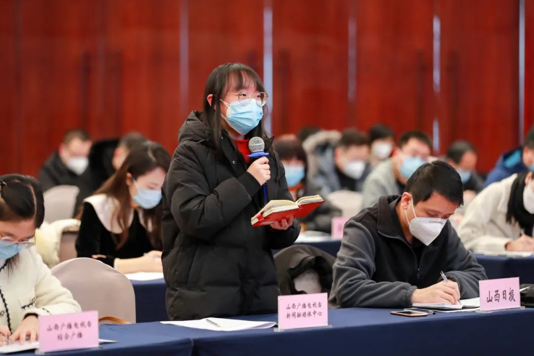 省政府新闻办举行《山西省加快复工复产和服务业复苏若干措施》政策解读新闻发布会