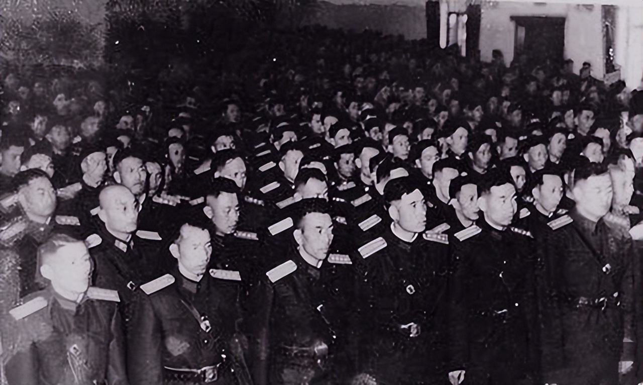 1955年军衔等级中将军有几等,1955年授衔的元帅大将上将