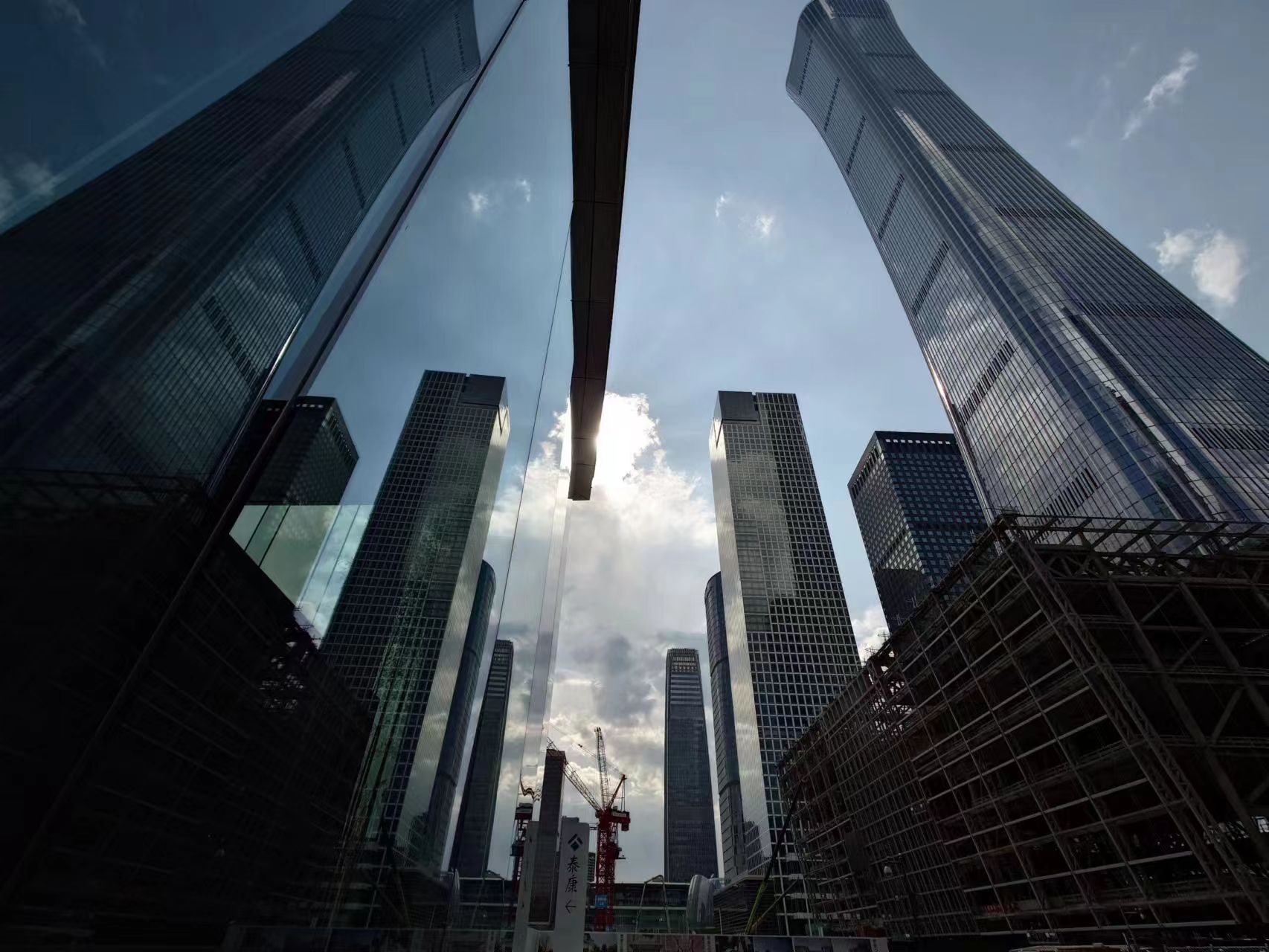 索尼xperia1v小白评测,索尼xperia1iii软件体验