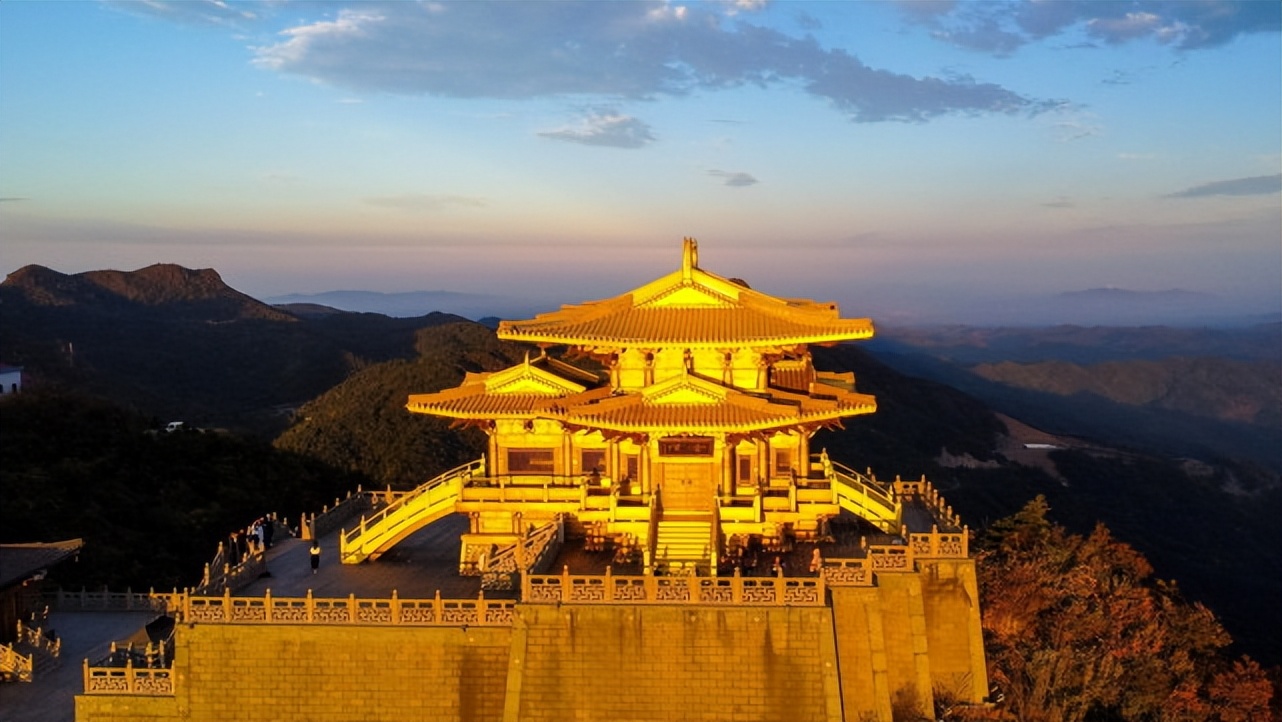 湖北宝藏旅游景点,湖北的宝藏旅行地恩施