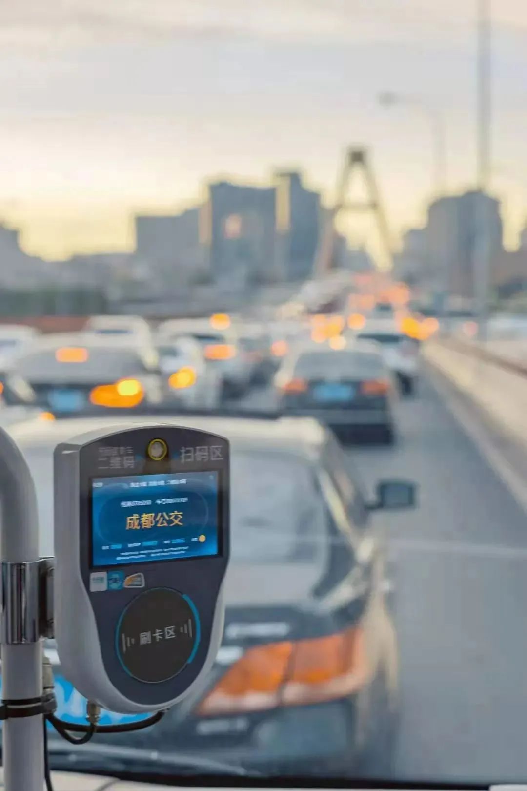 成都公交进化史,成都公交的发展史简介