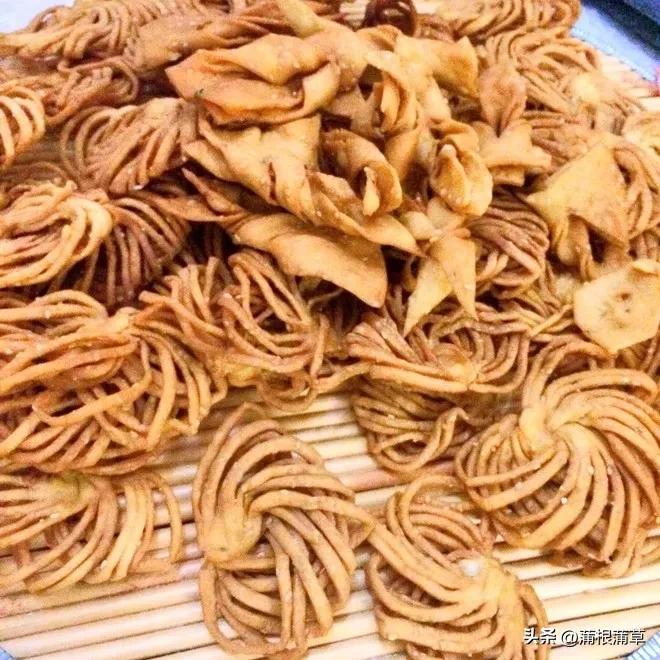 小时候的味道炸馓子,炸馓子的制作全过程特别细