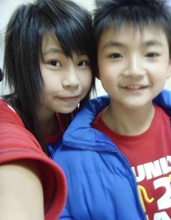 被注射抑生长剂，与女粉丝裸聊，这4位童星，真的被父母害惨了