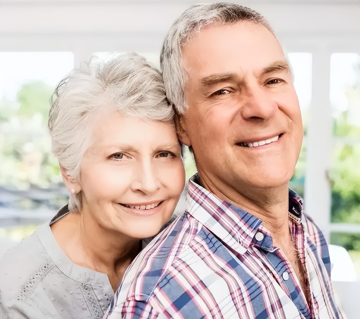 老年夫妻同住有什么益处,老年夫妻相处有什么好处