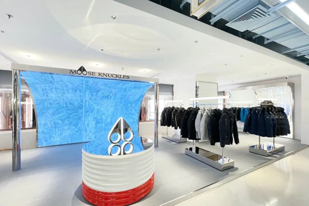 tnf羽绒服哪个好看,别再穿烂大街的外套