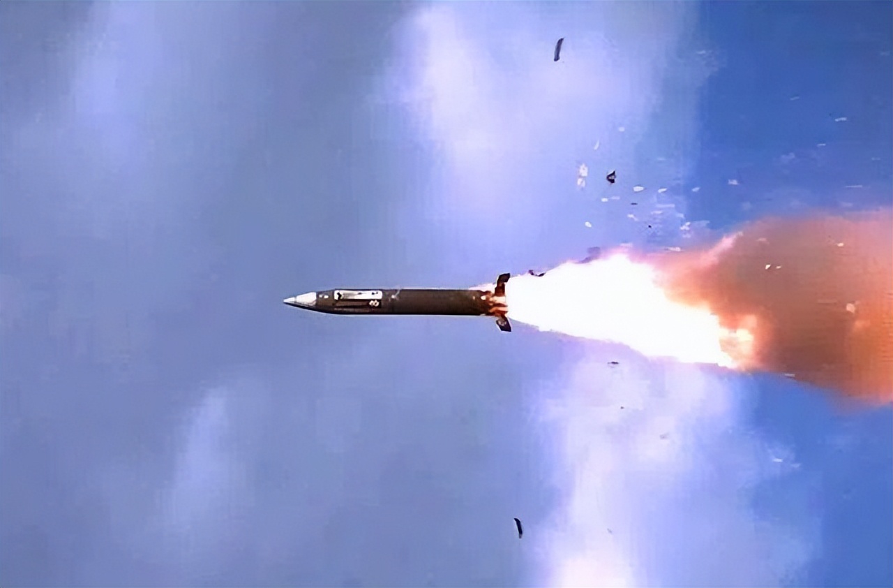 俄航天集团罗戈津遇袭,俄航天集团前总裁罗戈津遭遇炮击