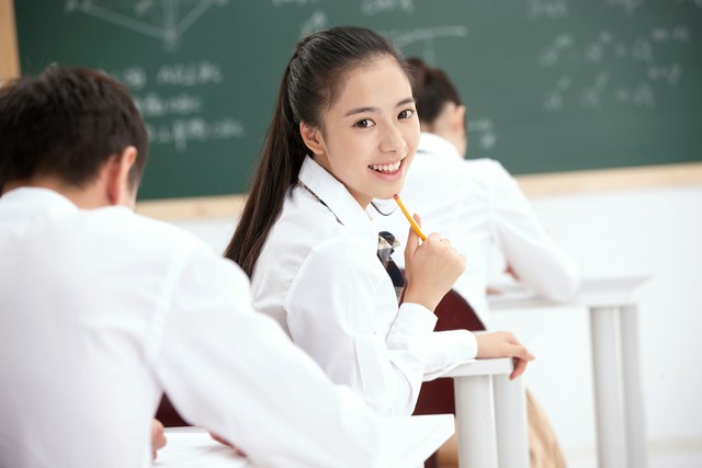 对天秤女发脾气了怎么办,如果惹狮子座女生生气了怎么办