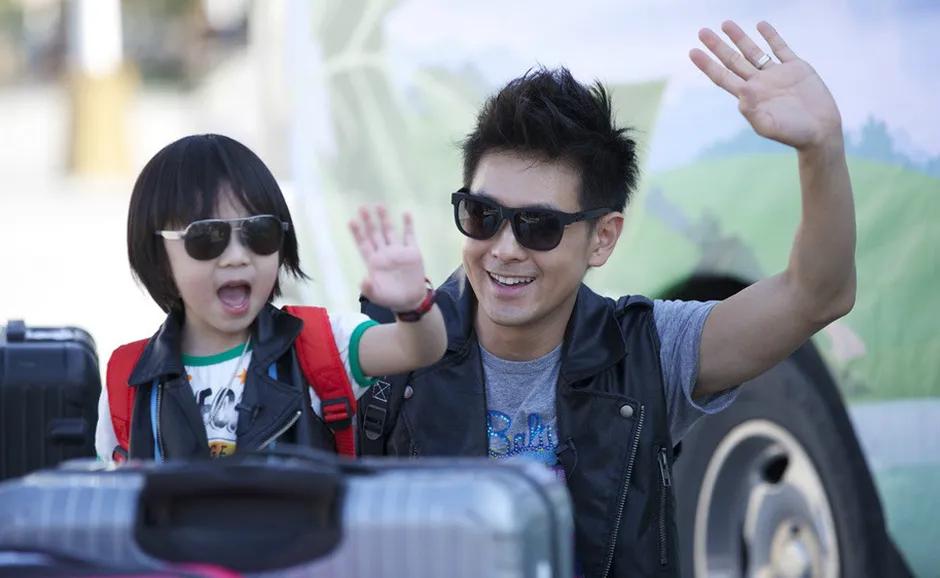 哇咔咔，释小龙原来和陈奕迅还有渊源