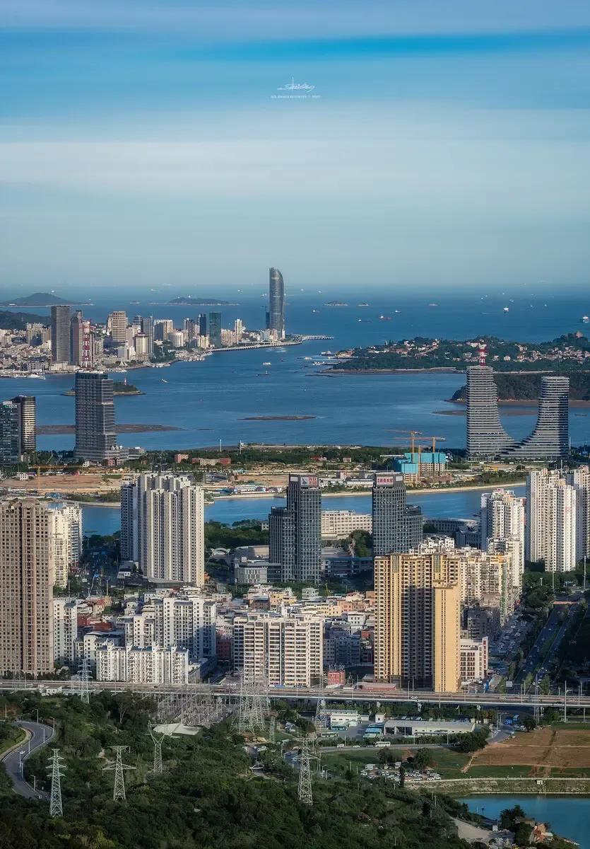 鹭岛公园,鹭岛职业技术学校