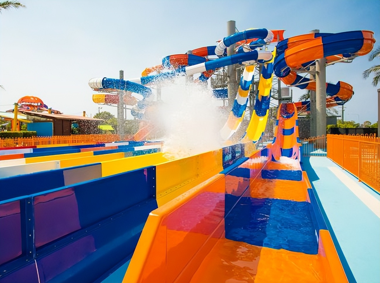 水上滑梯十大危险事件,盘点水上滑梯死亡事件真实画面