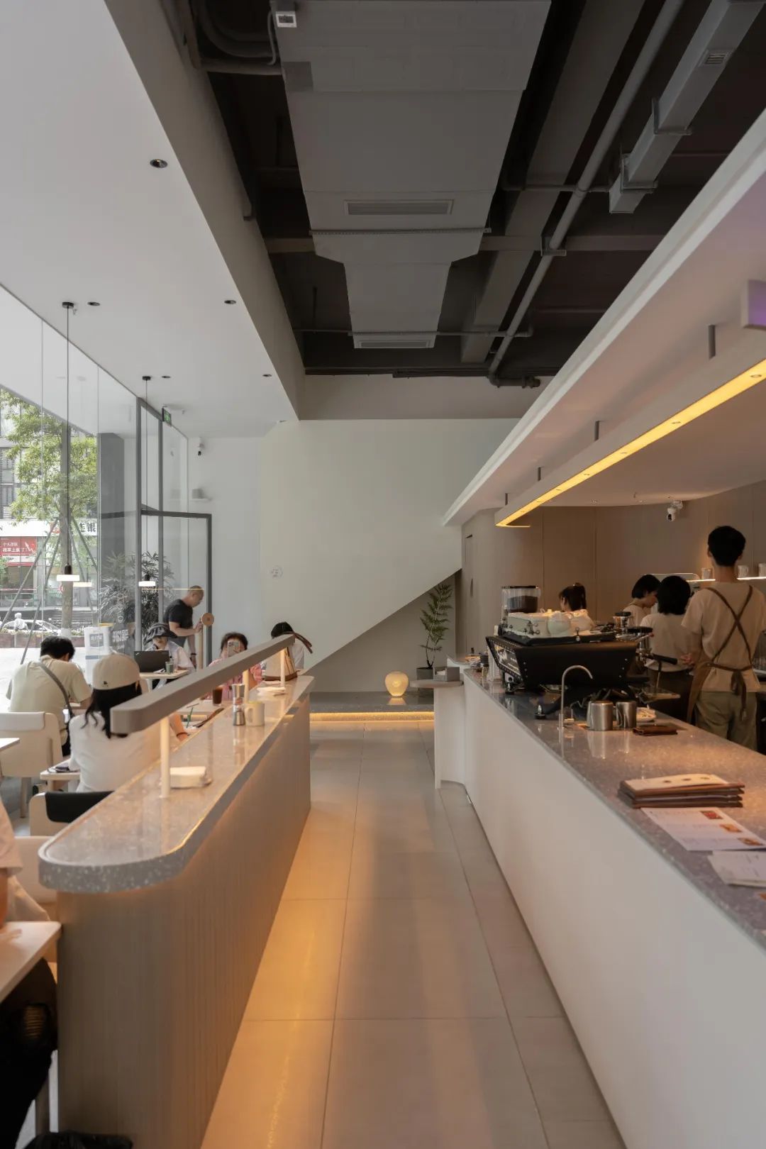 设计灵感丨高温+疫情，这18家“倒霉”的成都新店有什么看头？