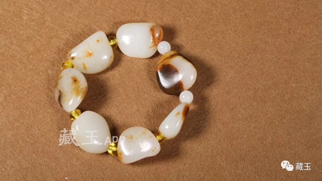 一条籽料圆珠手串价格,真的和田籽料手串值多少钱