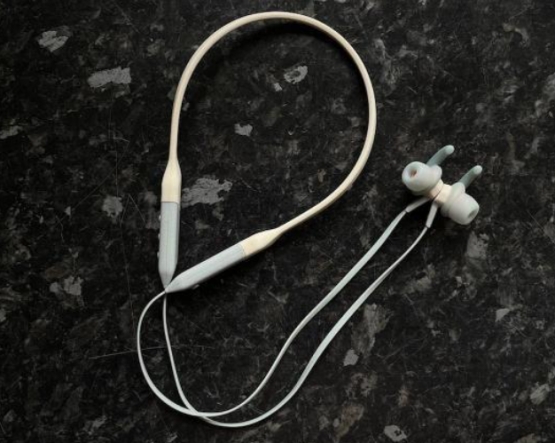 四种功能的无线耳机,无线耳机有哪几种类型