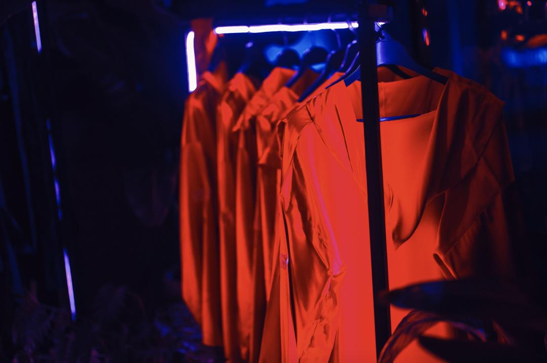 这世界是个巨大的游乐场,这世界就是巨大的游乐场