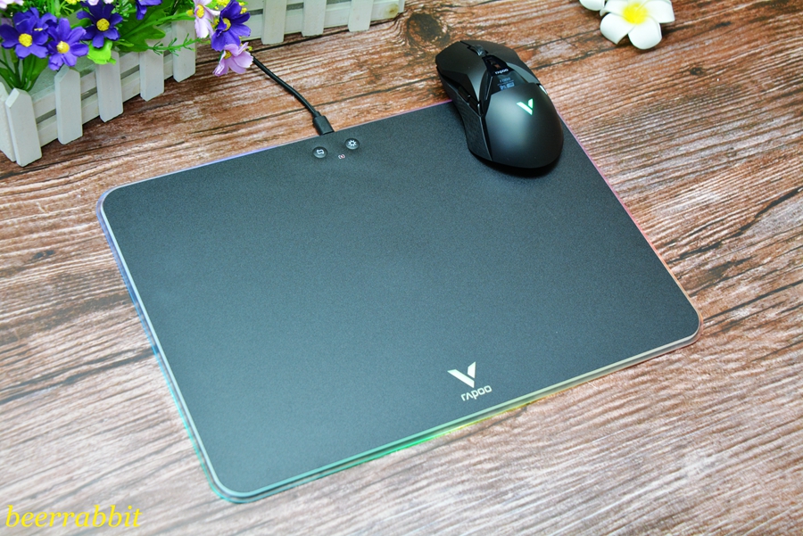 雷柏v10rgb无线充电鼠标垫拆解,雷柏v1游戏鼠标好用吗