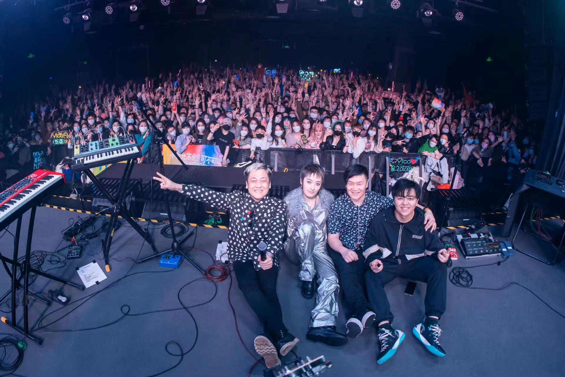 爆出了曾经涉嫌抄袭的黑历史,曾轶可割韭菜后续