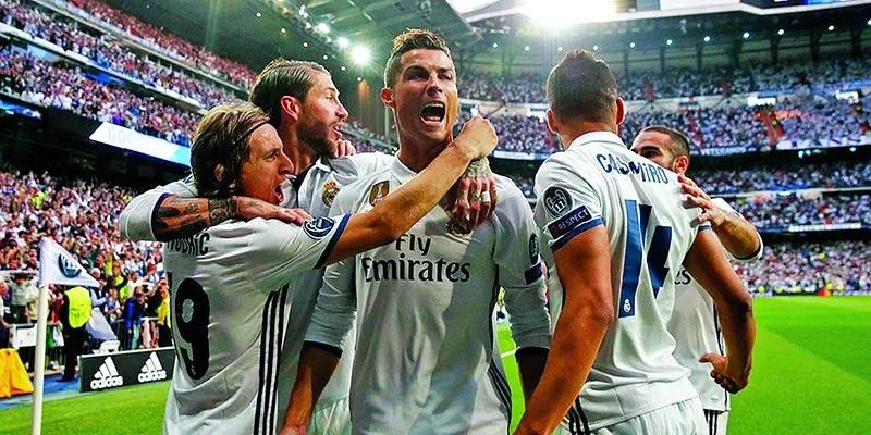 皇马球迷评选历史最佳,皇马c罗时代最强阵容