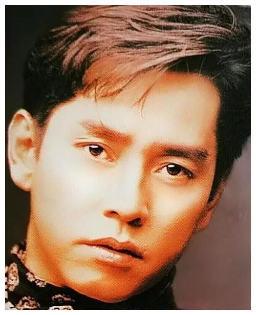 谭咏麟校长人生经历,谭咏麟曾经的校长