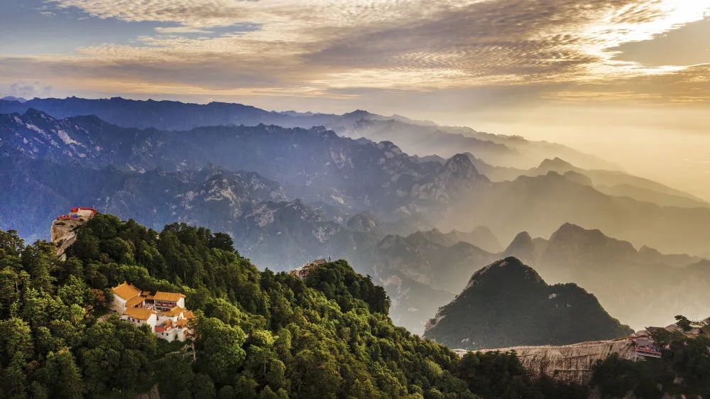 出发！华山就是你向往的“诗和远方”