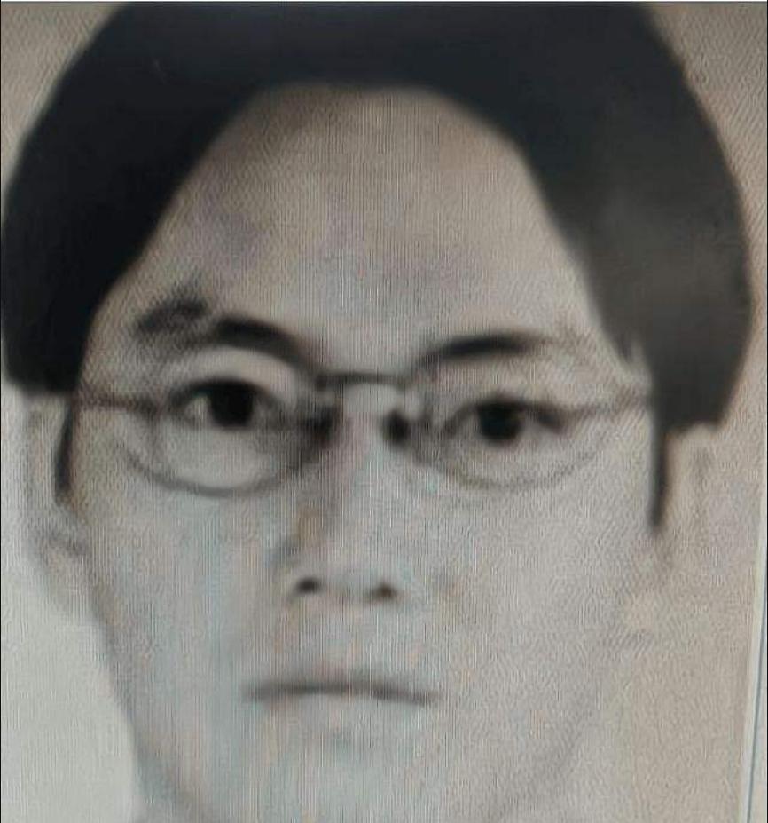 2020年，上海警方在*迁拆**区发现流浪汉，一个有故事的北理高材生