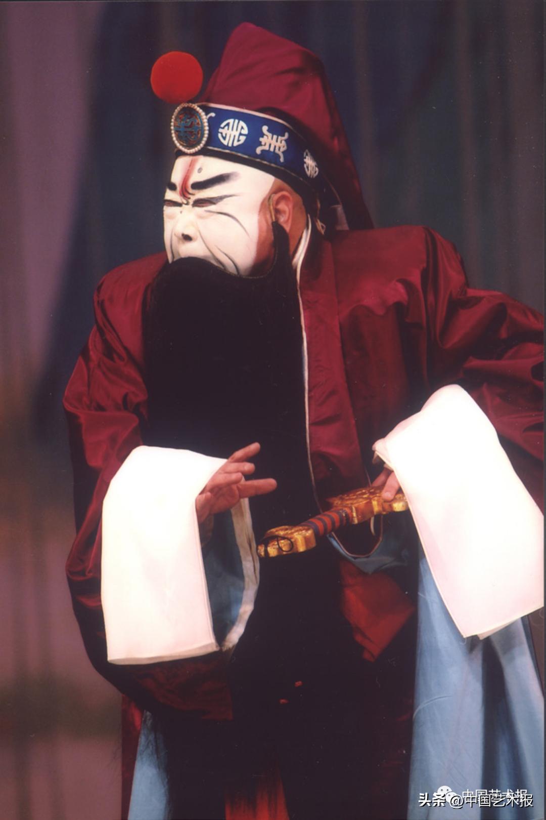 杩欎釜灞曡涓轰粈涔堜細闇囨捈浜哄績,杩欎釜灞曡鎵撶牬鑹烘湳鍜岀敓娲荤殑鐣岄檺