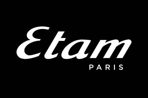 当年最火的衣服现在都成爆款了,品牌服饰有哪些牌子