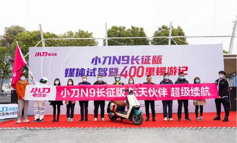 雅迪和爱玛24v电动车谁更强,雅迪爱玛续航150公里电动车