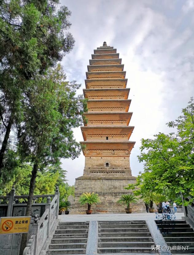 中国的佛塔一般是多少层,中国的佛塔均为高僧的骨塔吗