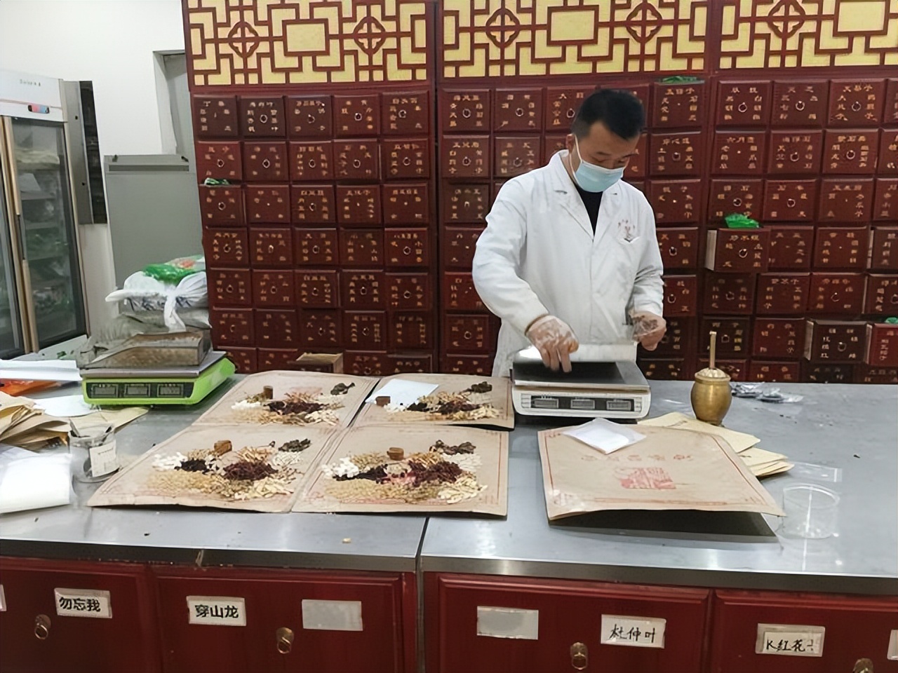 攻克肺癌最新的方法,肺癌祛邪扶正中药方