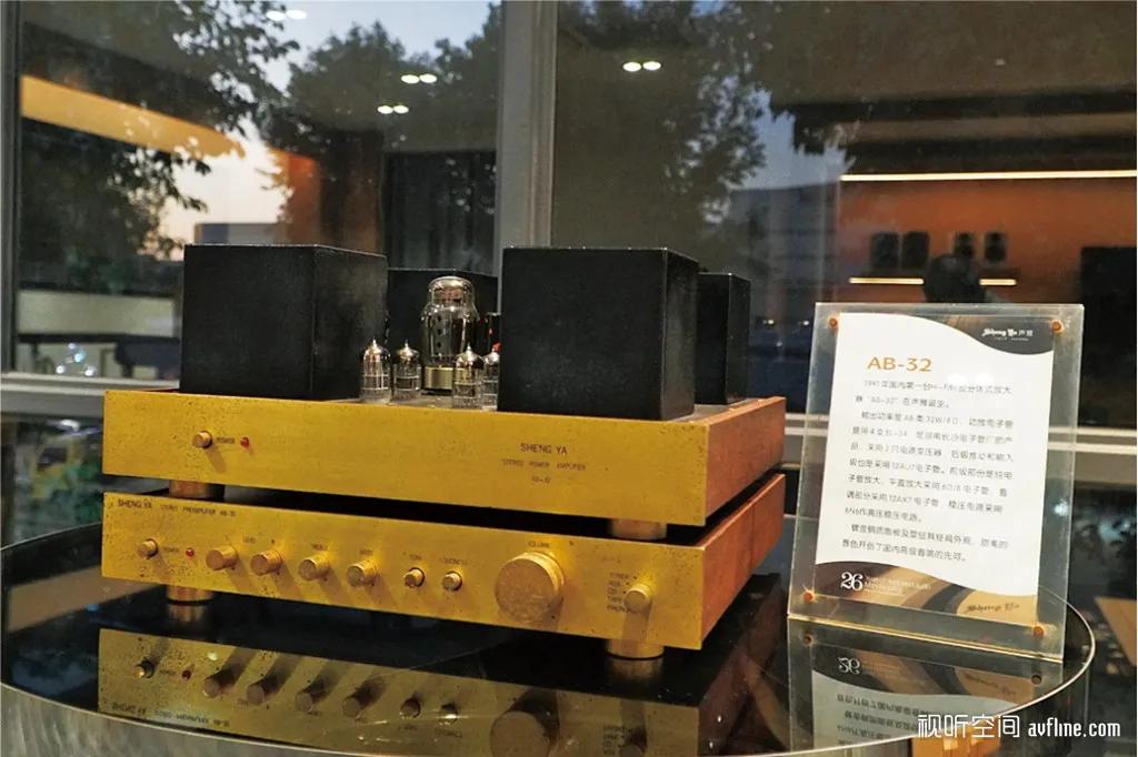 在网红咖啡店听顶级Hi-Fi是怎样体验？试听声雅PSM-368单声道后级