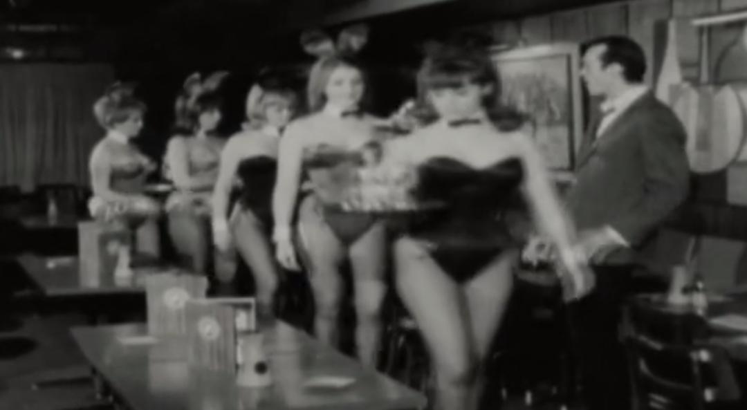 “高级小黄书”创始人：扬言与上千名女人上过床，86岁娶26岁嫩模