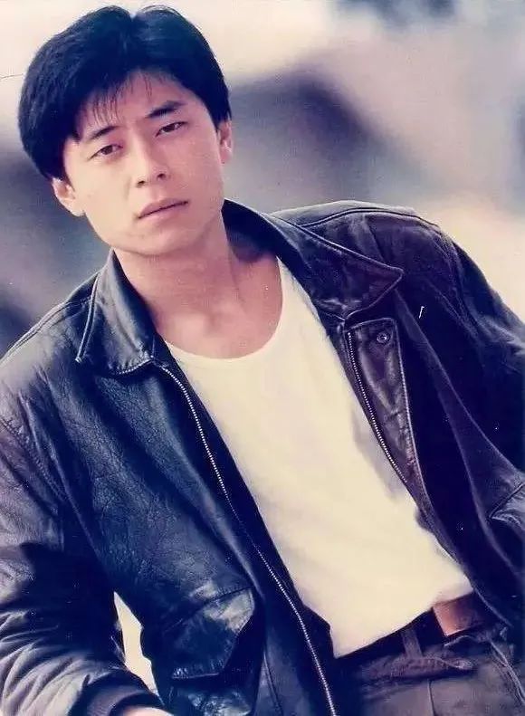 消失的王杰：一代巨星，被谁所害？