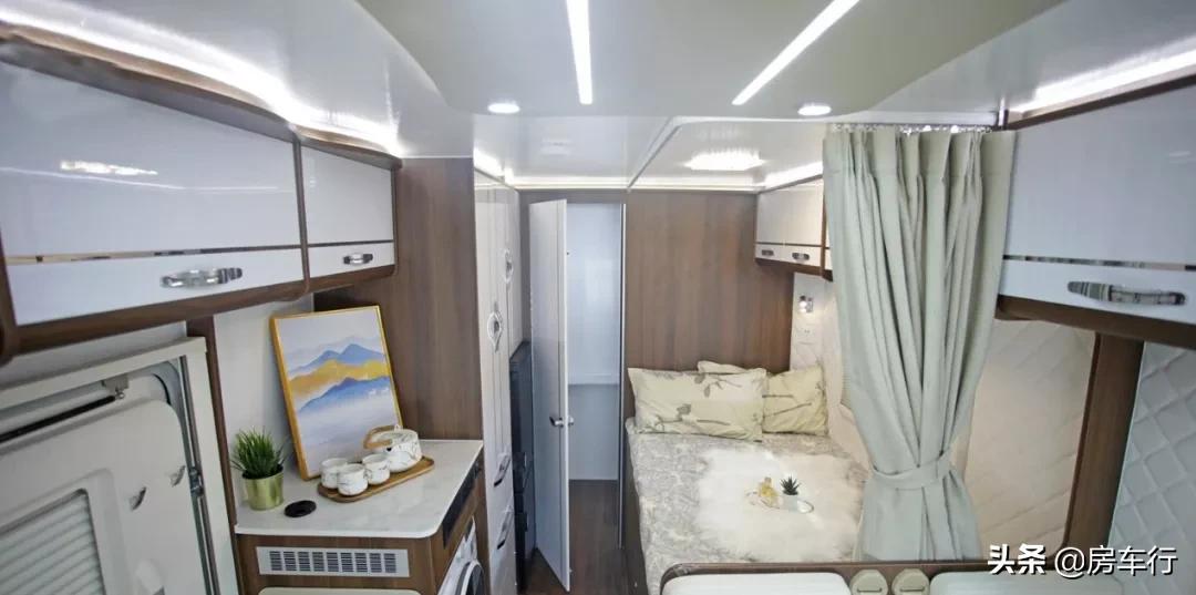 13万b型房车有几款可选,大通旅行家v90房车2021年