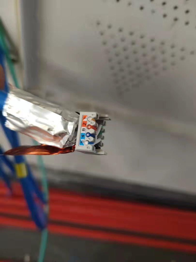 家里做网络，怎么走网线才能保证传输效率？