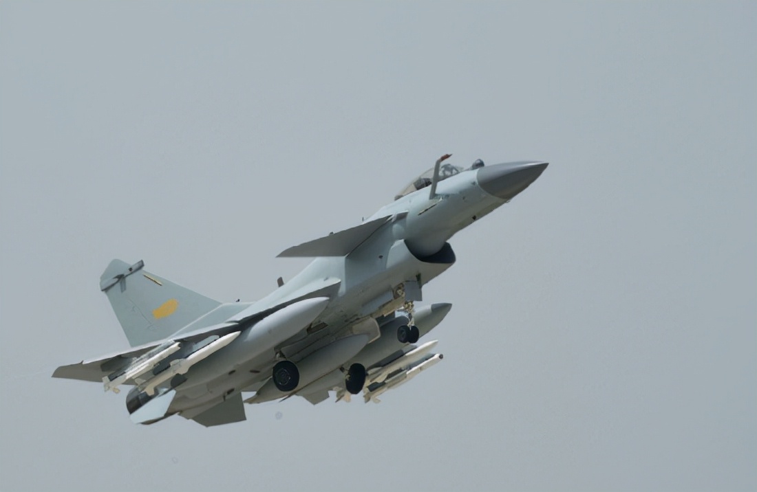 阵风战斗机参加过实战吗,阵风能打过歼15吗