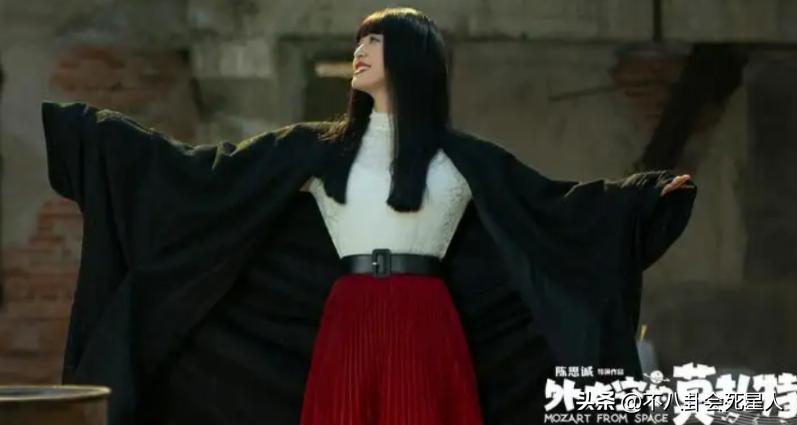 姚晨红毯造型翻车盘点,姚晨红毯奇葩