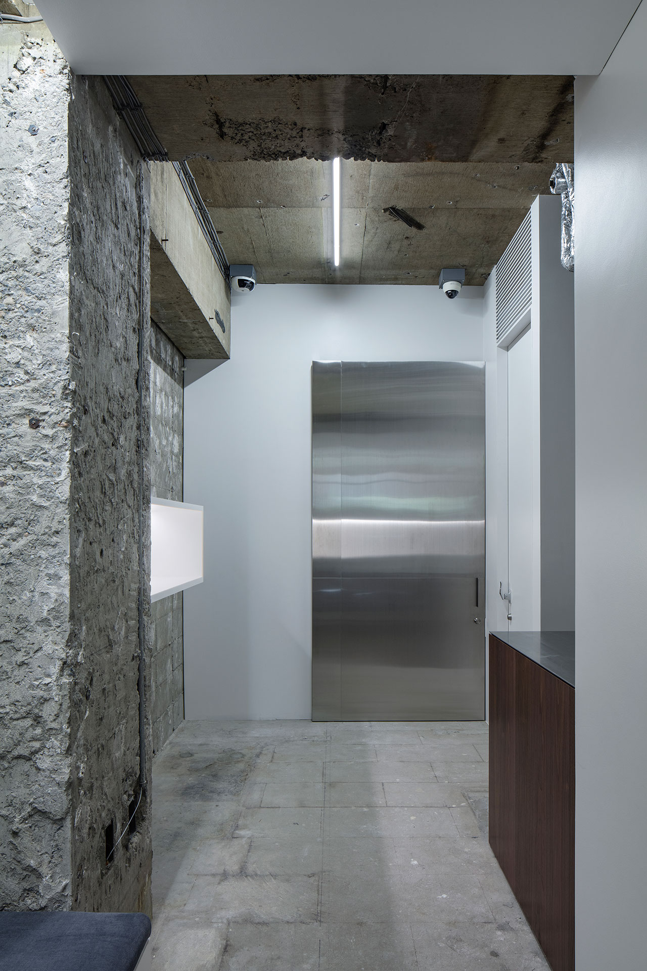 不屈的时间东京高档手表商店